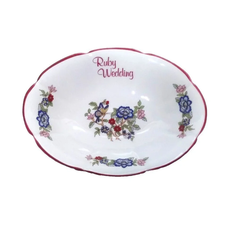 Royal Tara Fine Bone China Trinket/Candy Dish/soap dish GALWAY IRELAND handmade